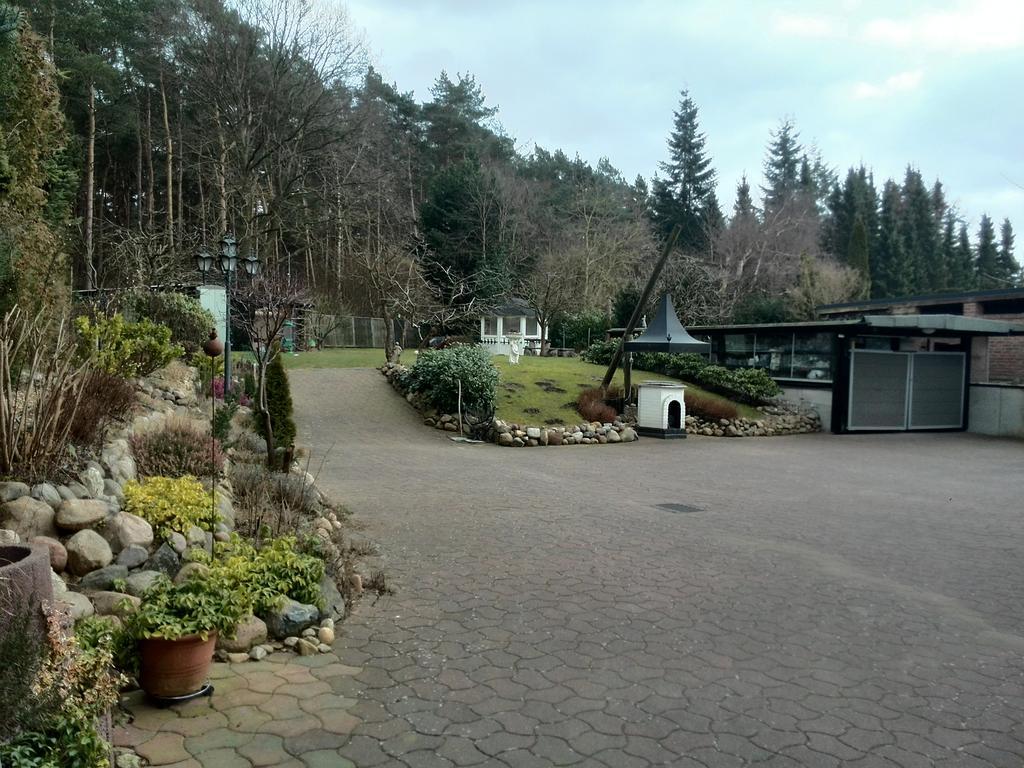 Hotel Altes Zollhaus Am Klinikum Lubeca Exterior foto