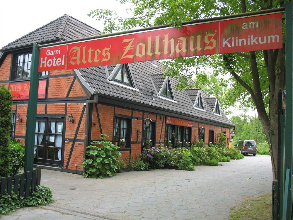 Hotel Altes Zollhaus Am Klinikum Lubeca Exterior foto