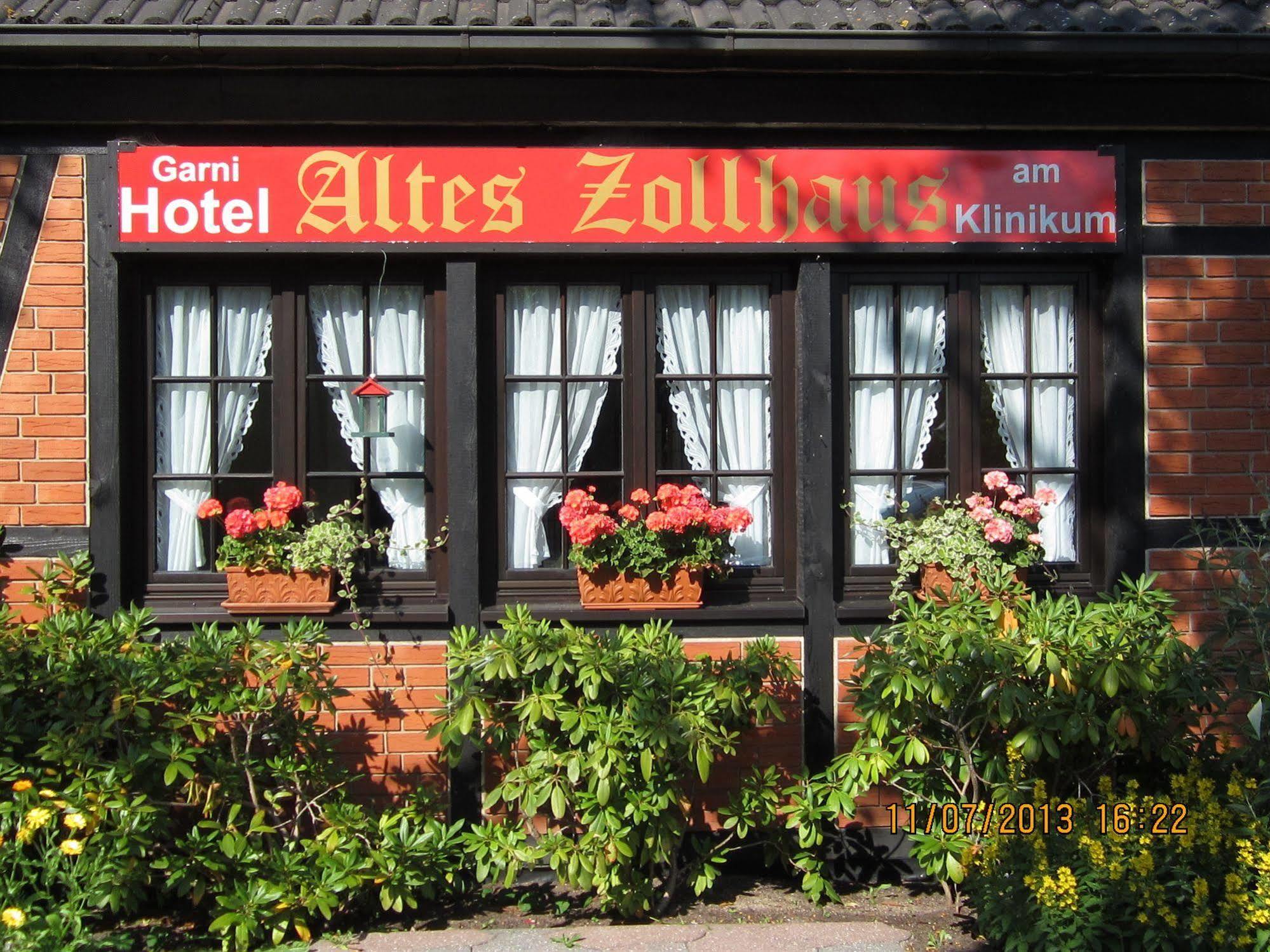 Hotel Altes Zollhaus Am Klinikum Lubeca Exterior foto