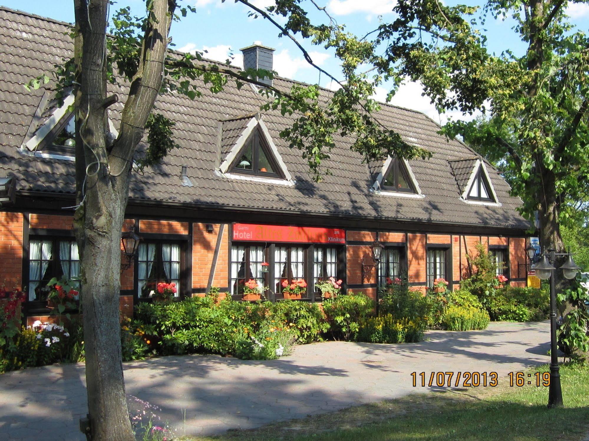 Hotel Altes Zollhaus Am Klinikum Lubeca Exterior foto