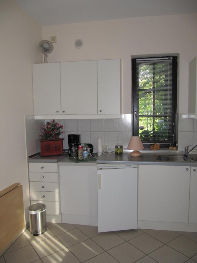 Hotel Altes Zollhaus Am Klinikum Lubeca Habitación foto